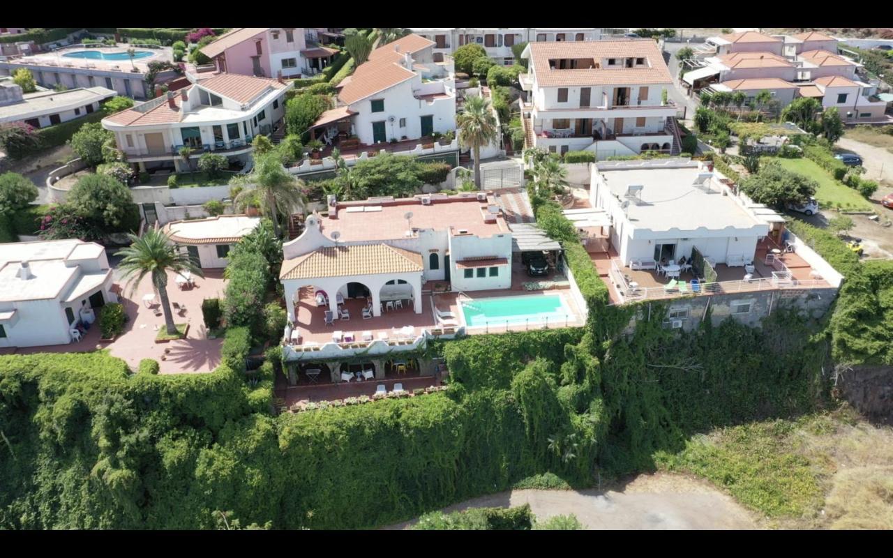 Villa Anna Agnone Bagni Eksteriør billede